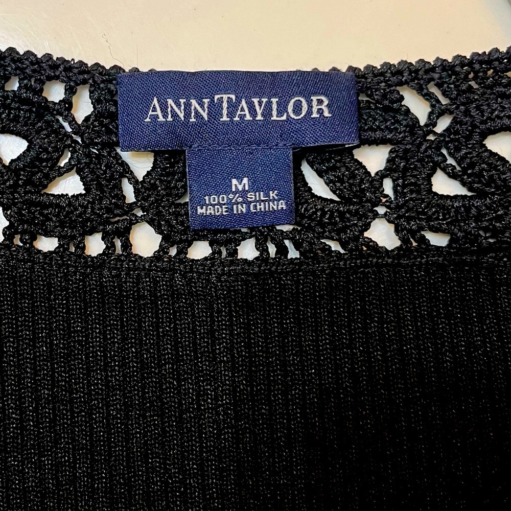 Ann Taylor top - Picture 4 of 4